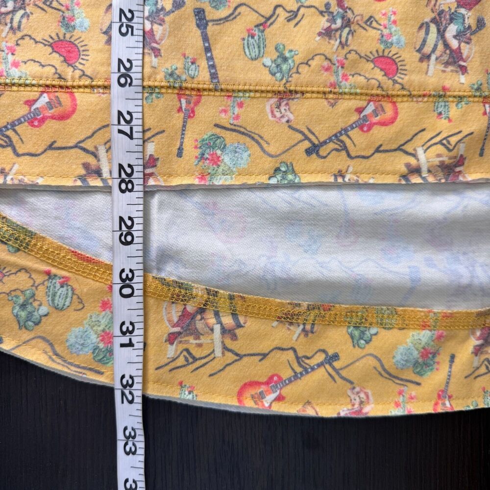 Lucky and Blessed Top Womens Medium Tunic Western Cowgirl Guitar Print Rodeo NEW - Picture 11 of 12